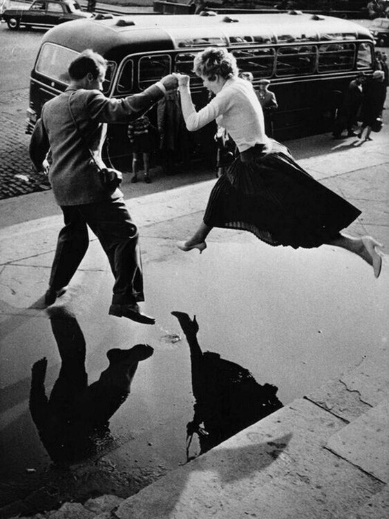 «Прыжок веры» 1960 год. Фотограф Луи Форер