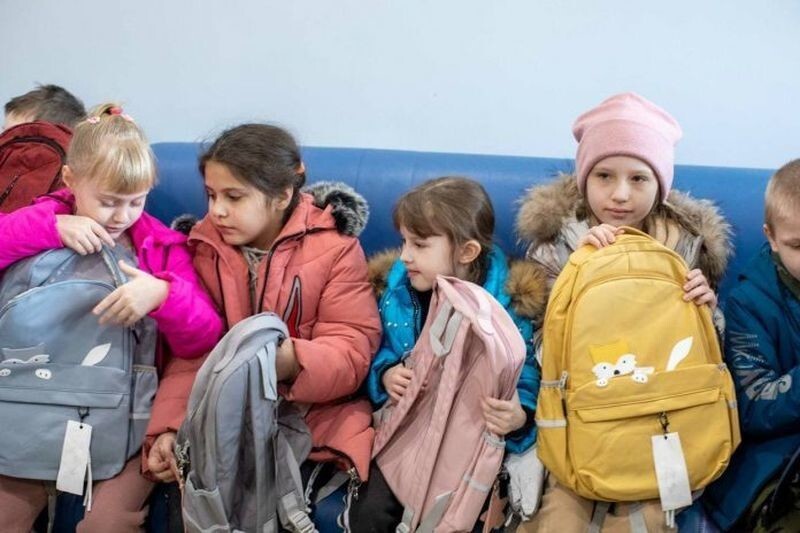 Что будет с эвакуированными из Донбасса школьниками