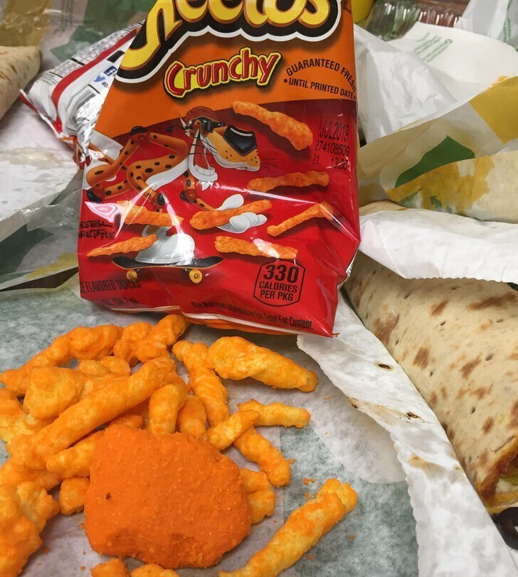 12. «Сегодня у меня в Cheetos немного больше сыра, чем обычно»