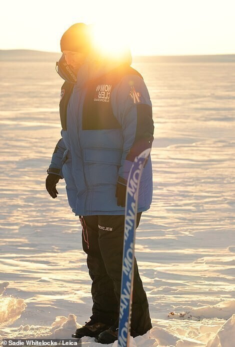 Участницы экспедиции на Северный полюс провели тренинг на гигантском леднике