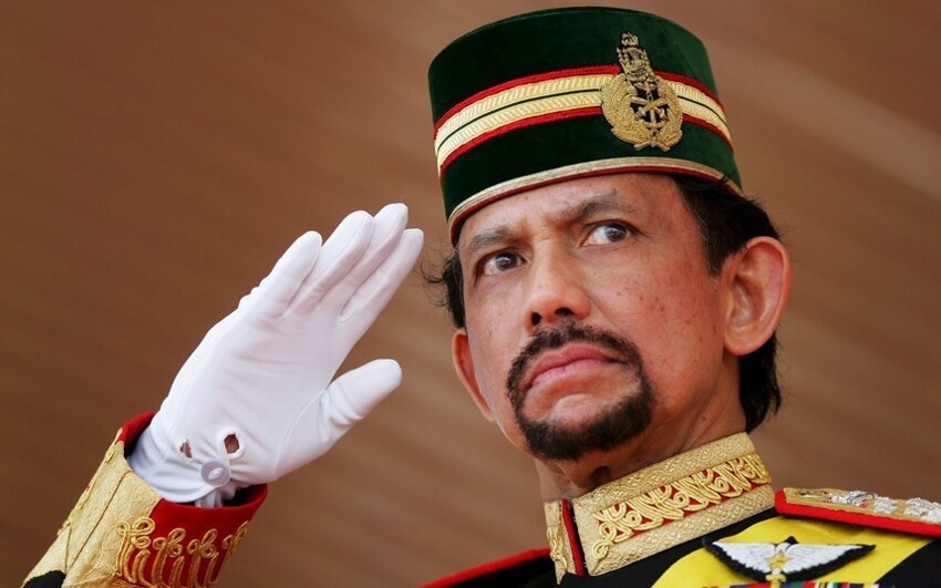 Богатейший, мудрейший, красивейший: современный султан в общечеловеческом видении
