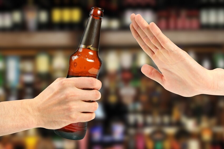 Лучше воздержаться: психиатры призывают отказаться от алкоголя в стрессовом состоянии