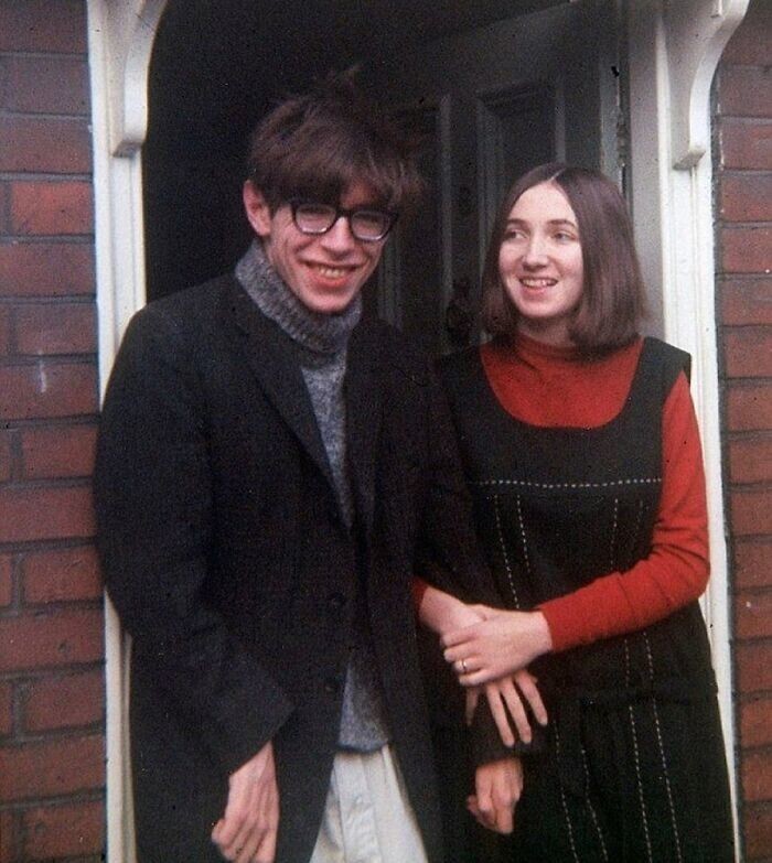 35. Стивен Хокинг с женой Джейн Уайлд, 1965 год
