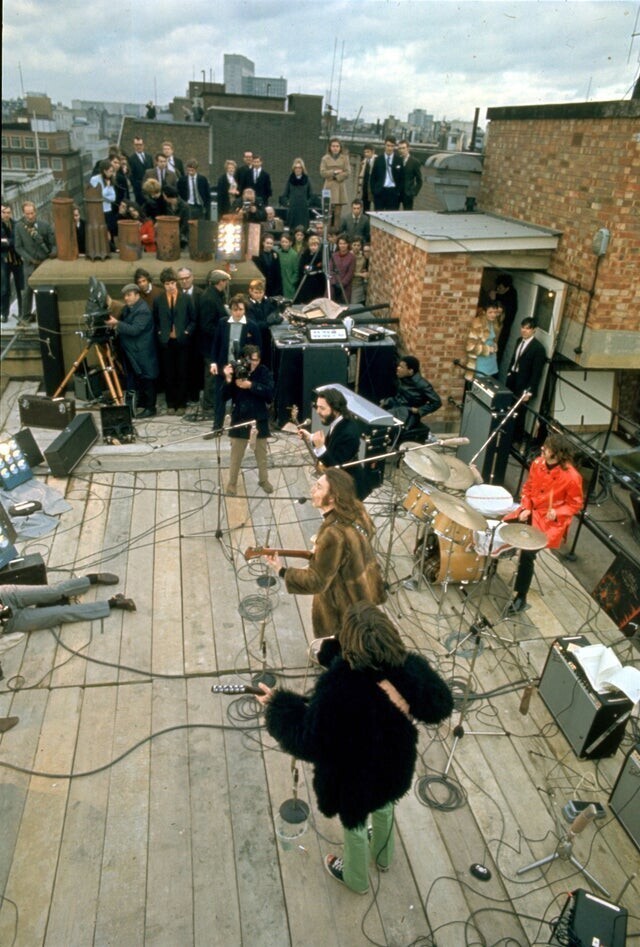 52 года назад Битлз сделали свое последнее живое выступление на крыше здания Apple