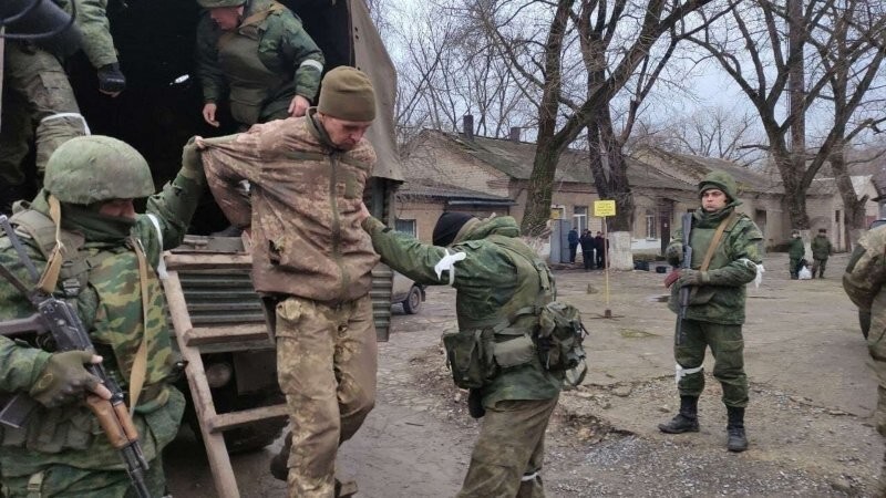 Попадание в плен – не приговор, главное в плену — выжить