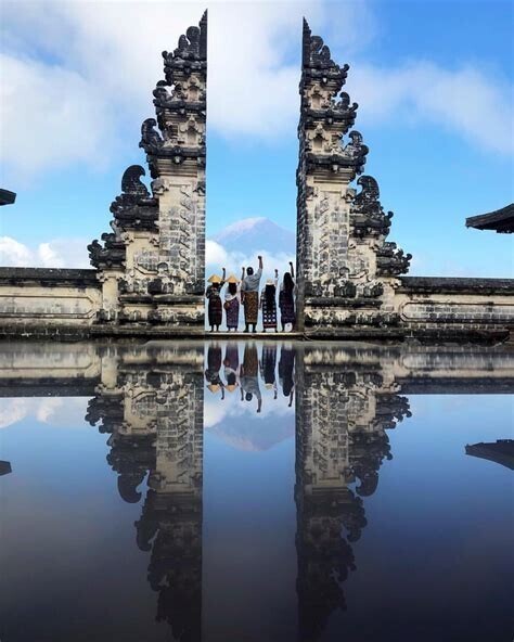 Как оказалось у "Райских ворот" на Бали нет озера