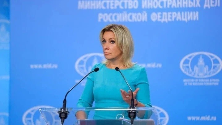 "Run, Forest, run": Мария Захарова записала обращение к Байдену и военным преступникам