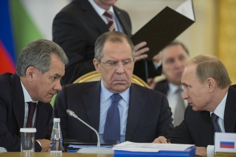 Никита Михалков назвал три фамилии, гарантирующих рождение новой России