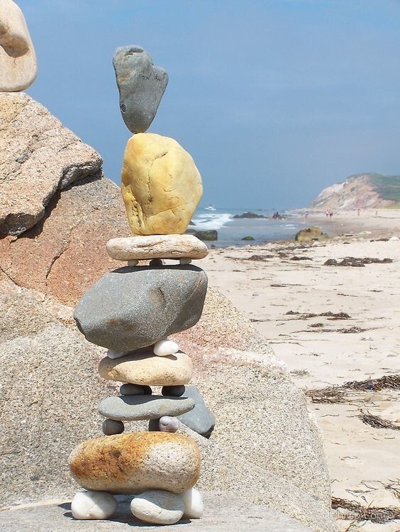 Рокбаланс: 25  фантастических примеров каменного баланса