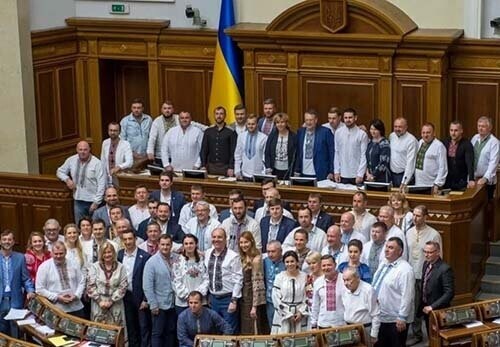 Чем схож и чем отличается украинский национал-шовинизм от германского нацизма?