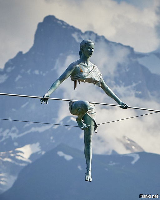 Скульптор Jerzy Kedziora  в Швейцарских Альпах