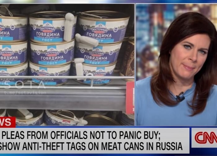 CNN показал дерущихся русских бабушек как символ экономики России