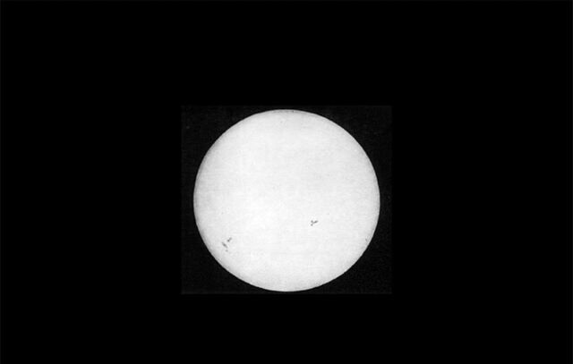 12. Первая фотография Солнца, 1845 г.