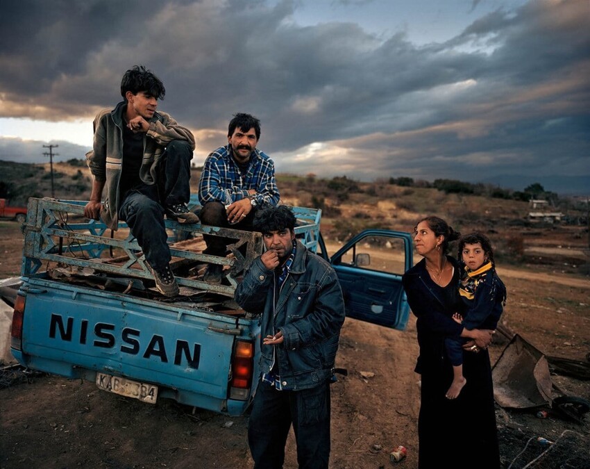 Датчанин 6 лет фотографировал цыган 21 века в разных странах, показывая их жизнь такой, как она есть