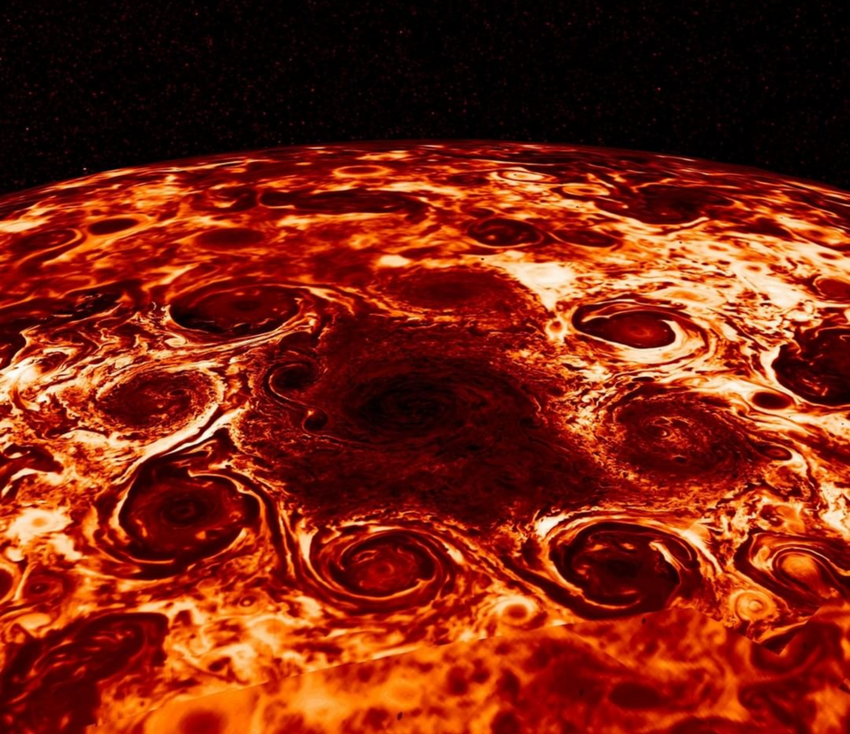 Северный полюс Юпитера с инфракрасной точки зрения