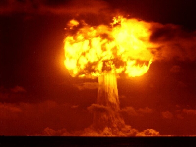 Удар Атомной бомбой по Украине