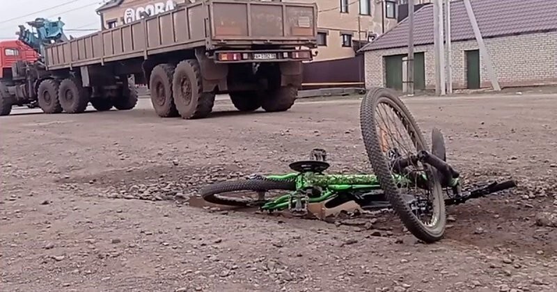 В Оренбургской области девятилетний велосипедист исполнил фокус с поворотом и отправился в больницу