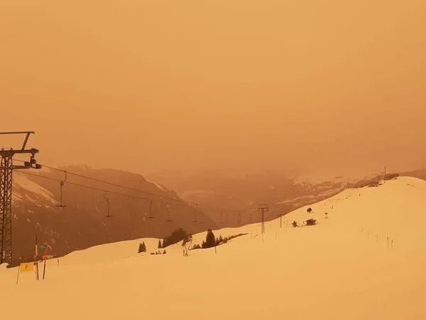 6. Пыль Сахары над горнолыжными курортами Швейцарии