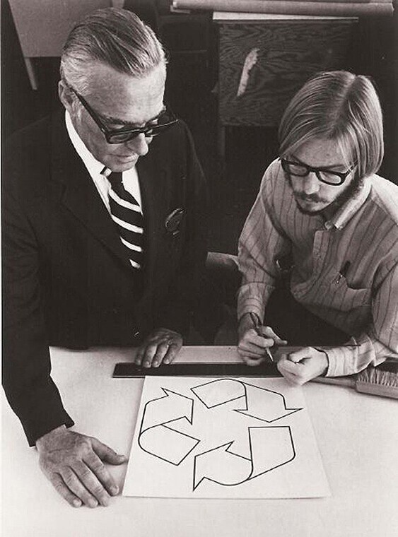 Гэри Андерсон, парень, который в возрасте 23 лет разработал логотип переработки для конкурса в 1970 году