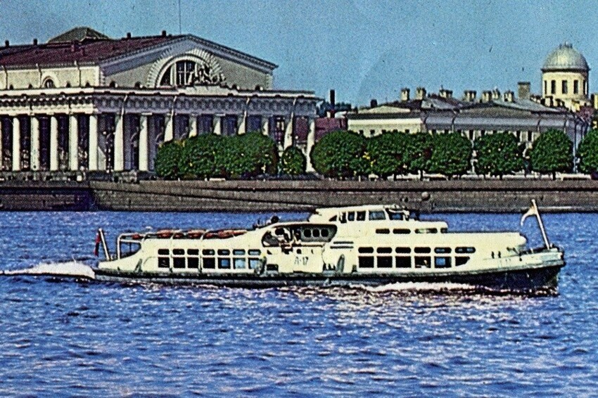 Московский речной трамвайчик
