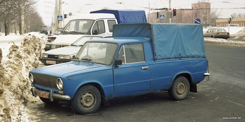 «Каблучки» миллениума: грузовые «Москвичи», «Лады» и «Запорожцы» в наших дворах 20 лет назад