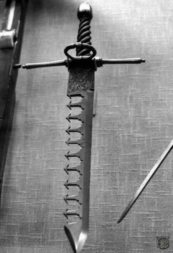 Кинжал-шпаголом (swordbreaker) для левой руки, Италия, XVI век