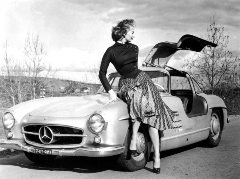 Софи Лорен и ее любимый Mercedes-Benz 300SL