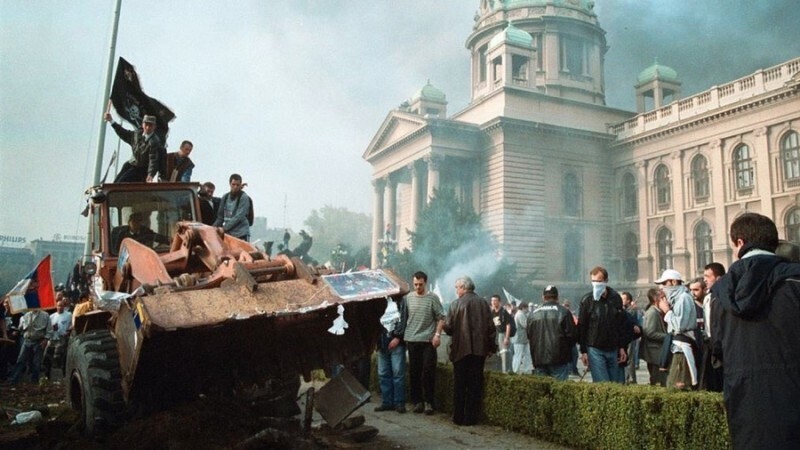 Бульдозерная революция, 2000 год, Белград, Сербия
