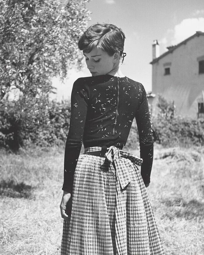 27. Одри Хепберн в Риме, фото Филиппа Халсмана, 1954 год