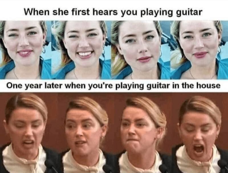 Когда ты впервые играешь при ней на гитаре / Когда ты год спустя играешь на гитаре дома