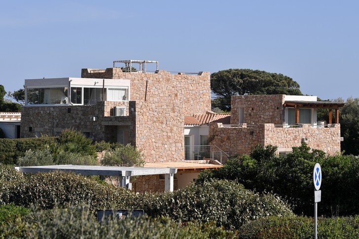 Вилла Le Mimose в Порто-Черво, Сардиния, находится под санкциями