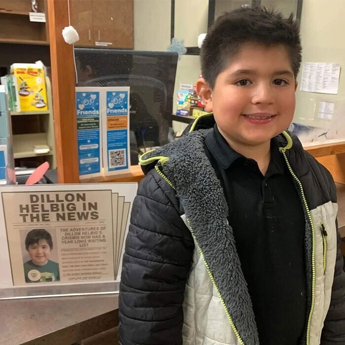 Мальчик подкинул свою книгу в библиотеку - и стал популярным писателем