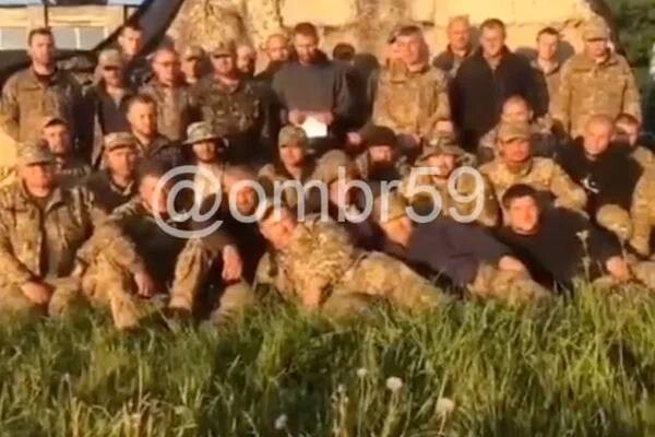 Бойцы Черкасской территориальной обороны сложили оружие: «Наши командиры нас попросту бросили под танки как пушечное мясо»