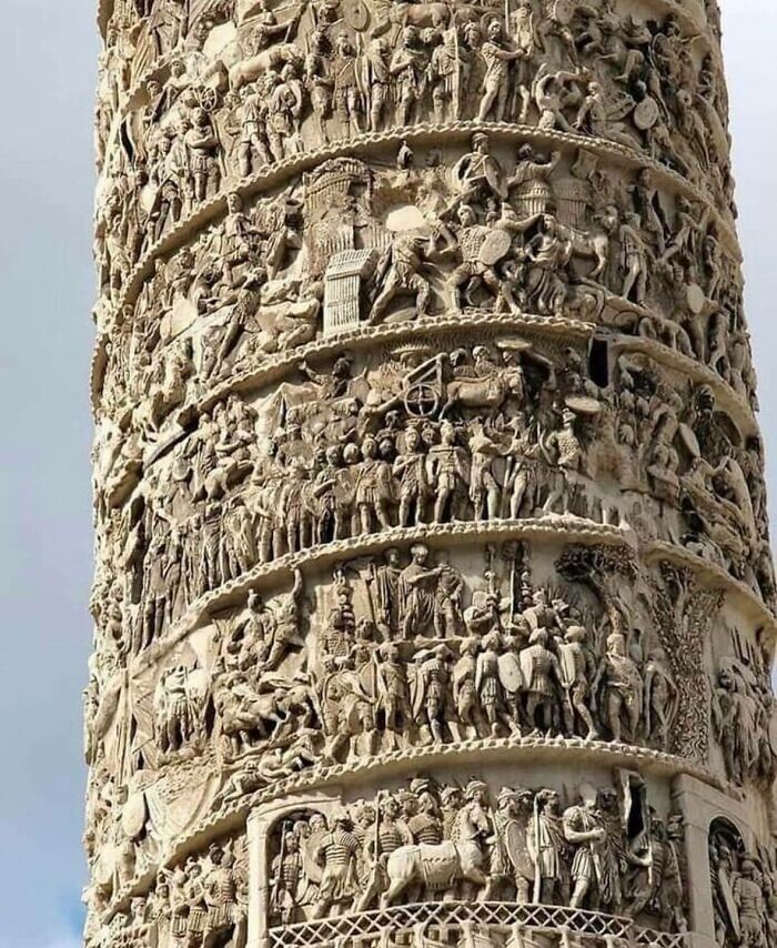 10. Детали колонны Марка Аврелия в Риме, построенной около 193 года н.э.