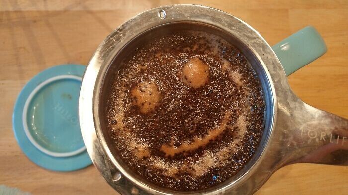 Кофе улыбается