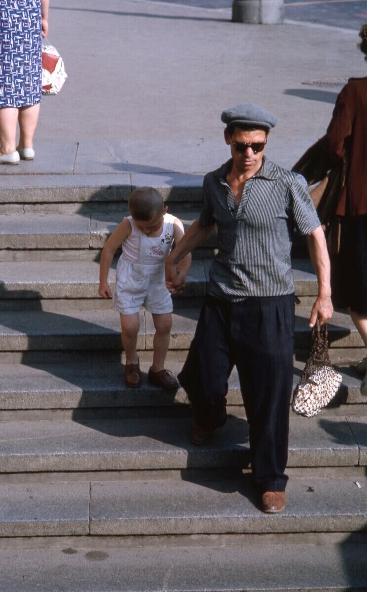 Москва 1950-х годов: люди на улицах