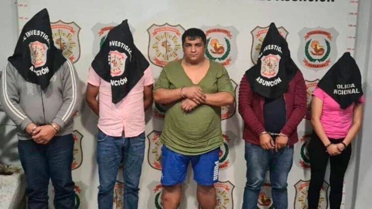 В Парагвае преступник сбежал из тюрьмы, переодевшись женщиной
