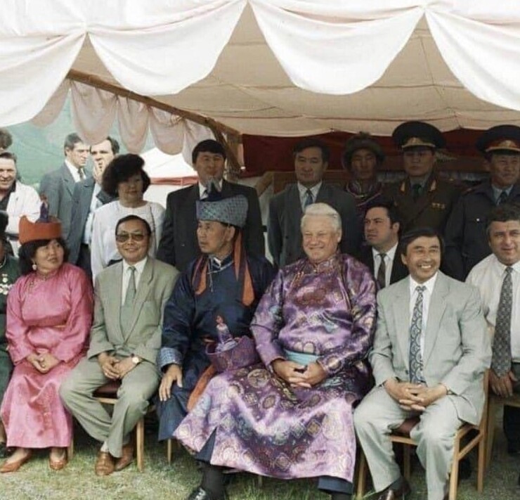 15. Борис Ельцин в Туве, 1994 год