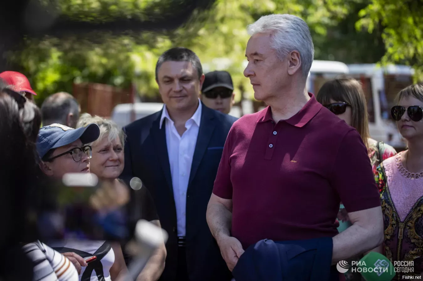 Сегодня Мэр Москвы Собянин посетил с дружеским визитом Луганск