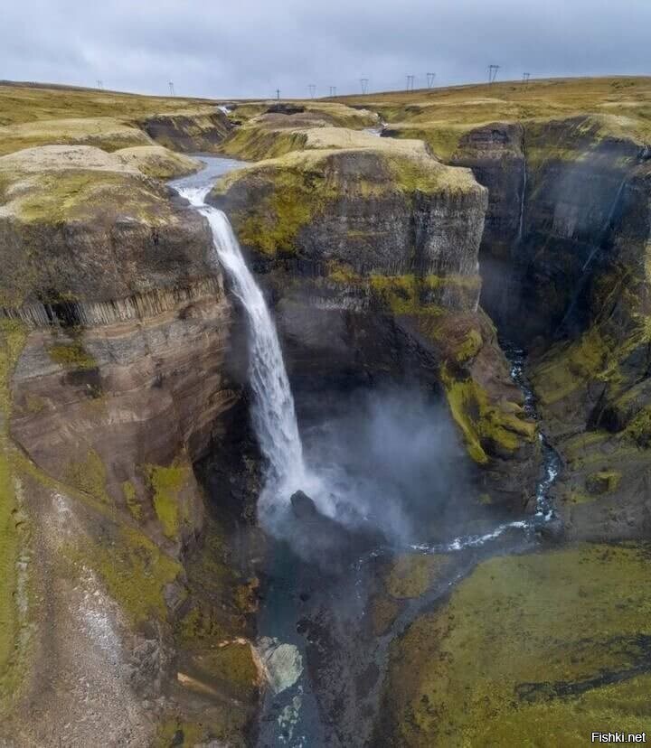Водопад в Исландии Haifoss