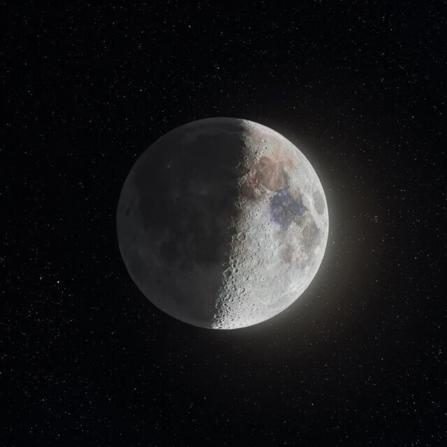 30 000 отдельных 2-мегапиксельных изображений Луны были использованы для создания 180-мегапиксельного изображения с максимальной детализацией