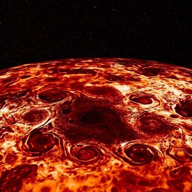 Так выглядит северный полюс Юпитера в инфракрасном свете