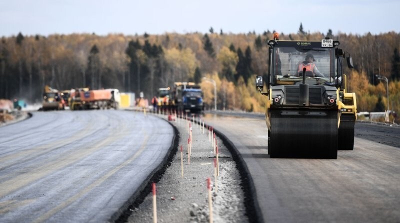 В начале июня стало известно, что Россия потратит более 13 триллионов рублей на строительство дорог