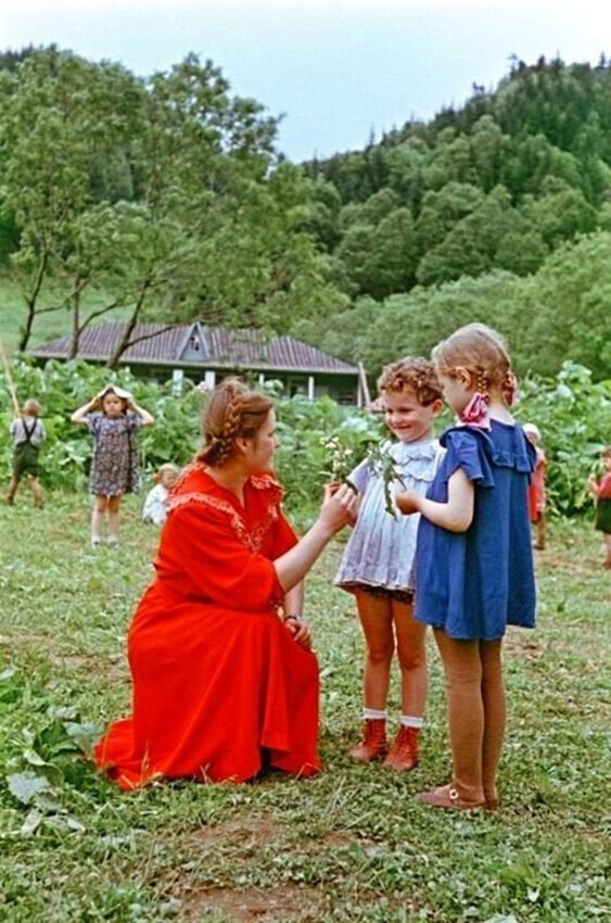 Детский сад на Сахалине, фото Семёна Фридлянда, 1955