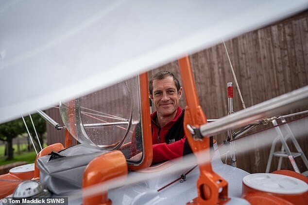 Британец хочет побить мировой рекорд, преодолев Атлантику на крошечной лодке