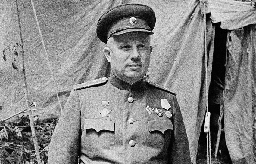 Где Н.С. Хрущев пересидел Сталинградскую битву