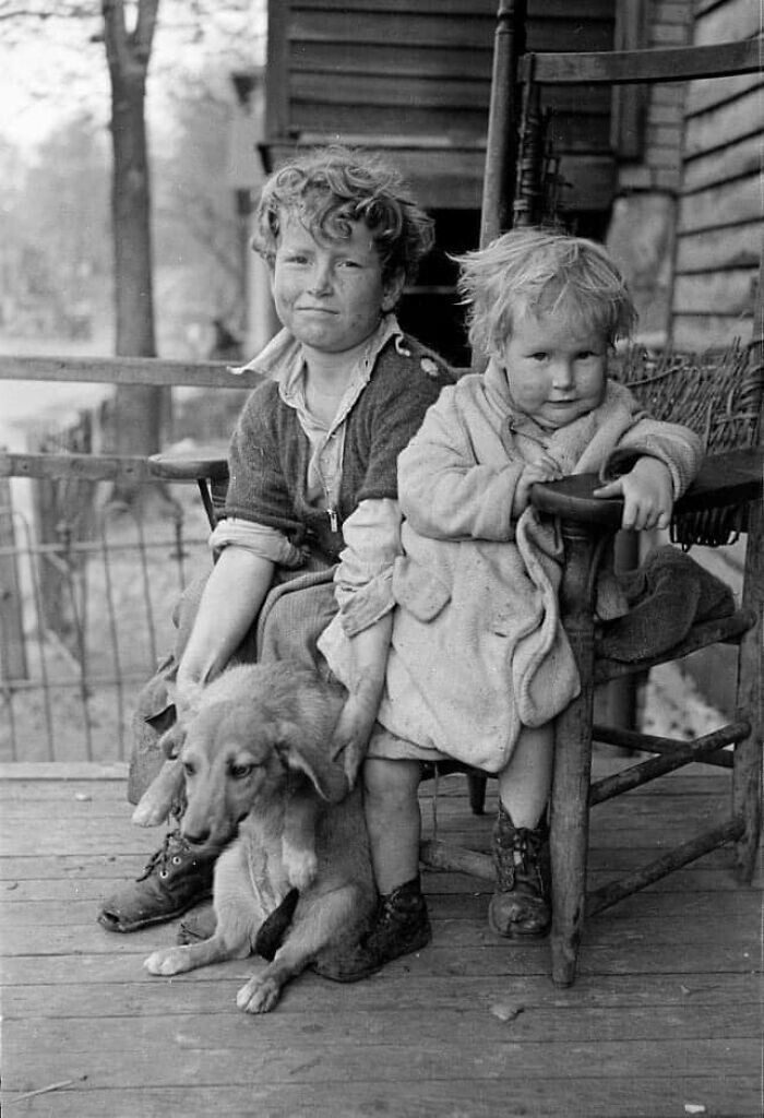 32. Дети с лучшим другом, 1936 год