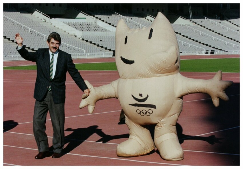 Милые, забавные и странные: какими были талисманы Олимпийских игр в разные времена?