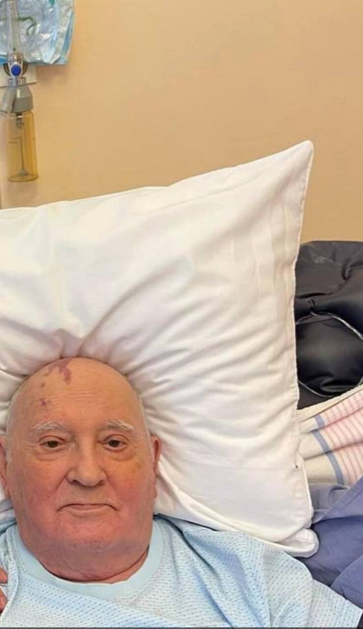 У Михаила Горбачёва серьёзные проблемы со здоровьем - он попал в больницу
