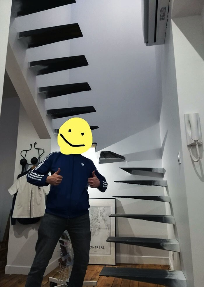 24. "Мой друг, на фото, спроектировал и построил эту лестницу. Красиво, но спускаться по ней страшно"